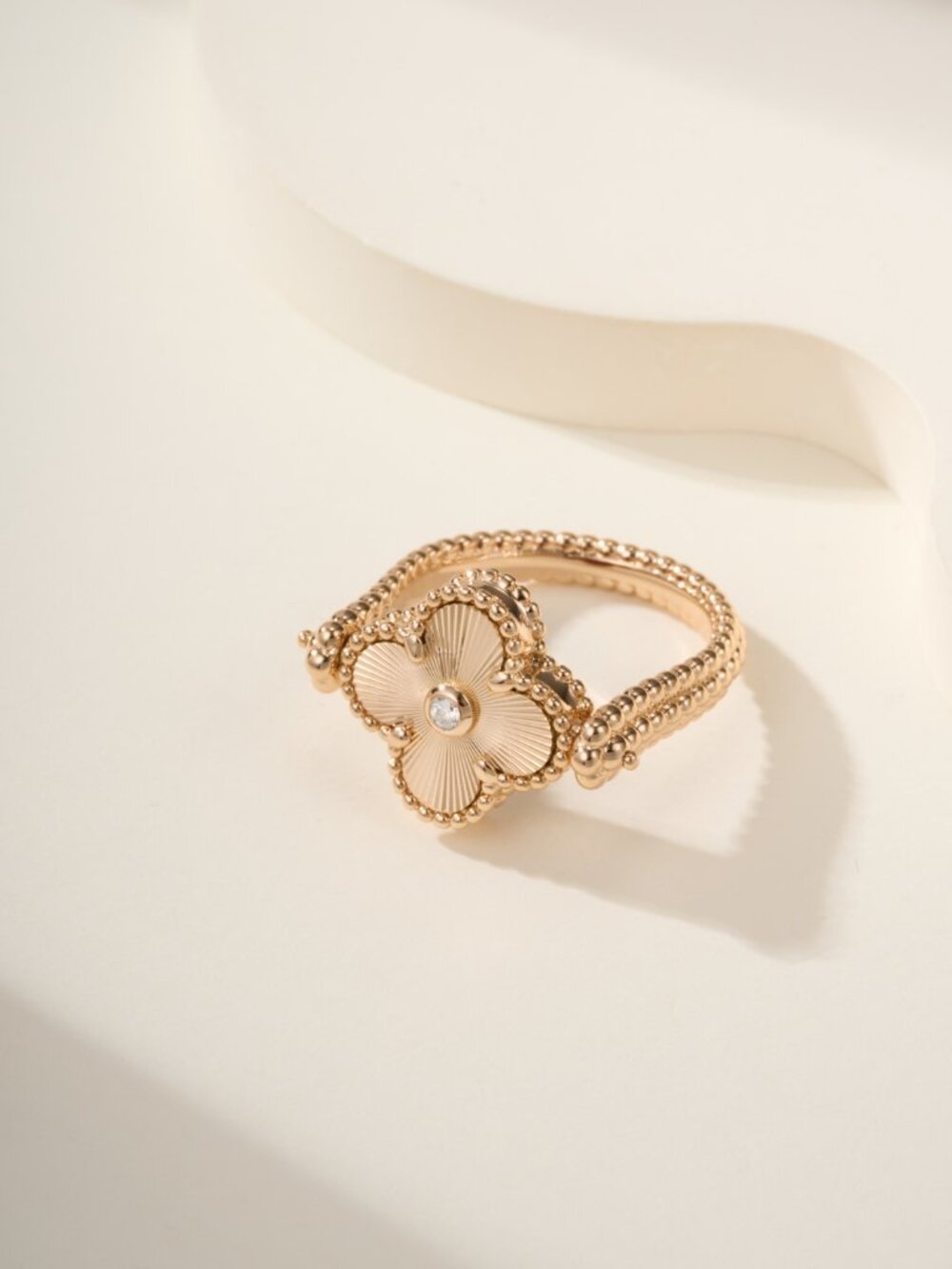 Van Cleef & Arpels reversible double-sided ring, rose gold, red jasper, size 8 - Picture 2 of 4